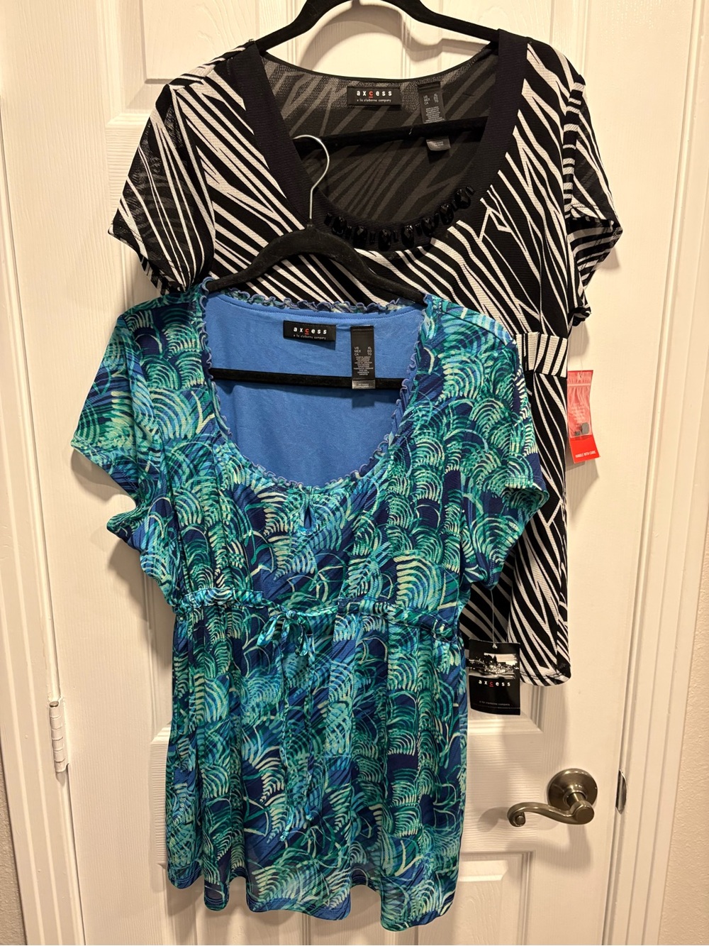 Axcess Black & Blue-Green Patterned Scoop Neck Tunics - Set of 2
